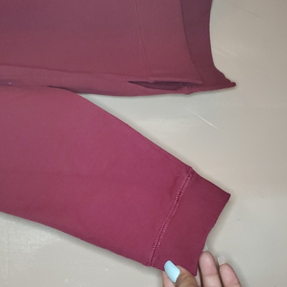 Green Tea Sweatshirt - Picture 2 of 5